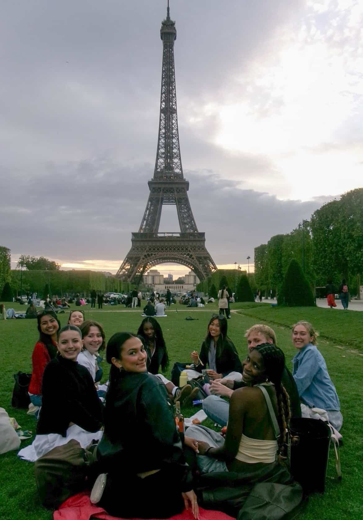FSU Dance in Paris on the lawn